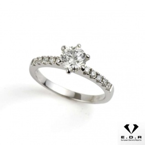 18k White Gold Round Brilliant Cut Diamond Ring 0.71ct H/SI1